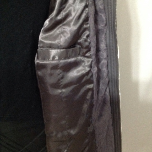 Dennis Basso Faux Fur Zip Front Jacket with Zip-Off Sleeves - Picture 7 of 11